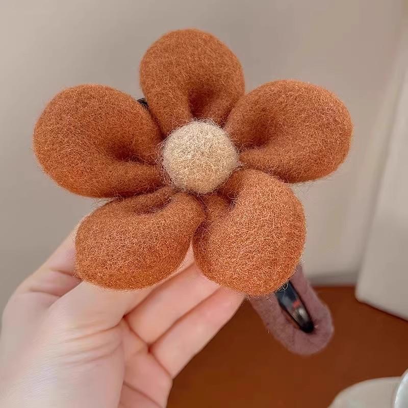 

Винтажная плюшевая заколка для волос в виде цветка для женщин, девочек, милое украшение для волос, ободок, заколка-автомат, зажим для волос, модные аксессуары для волос