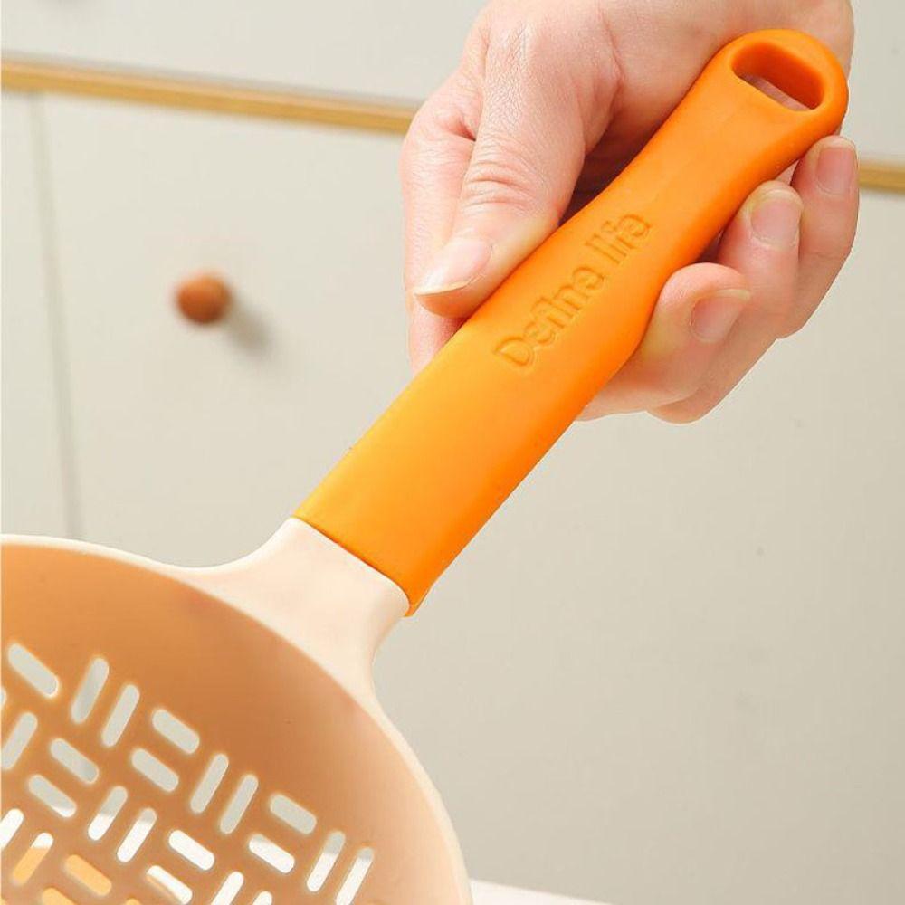 Anti-scald Slotted Spoon Long Handle Cooking Strainer Spoon Silicone Pasta Colander  Spaghetti