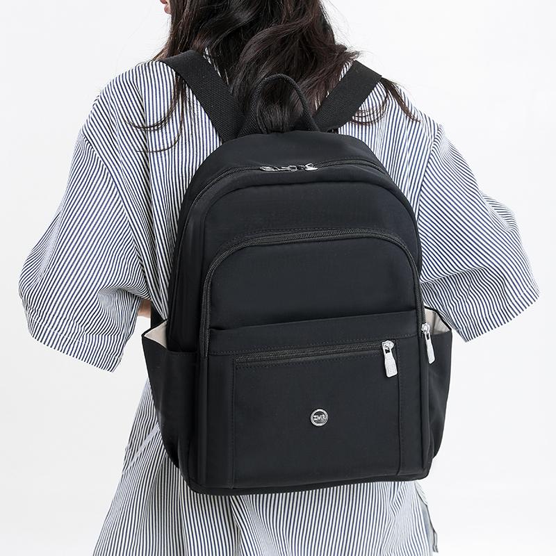 Nylonový dámský batoh Jednobarevný batoh Studentská školní taška