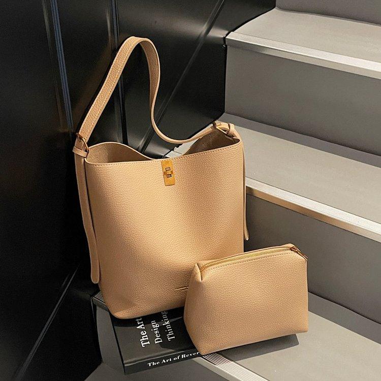 Stylish Trendy Soft Leather Shoulder Bag Girly Large Capacity Crossbody Bucket Bag Women Simple Fashi Commuter Tote Bags Gifts