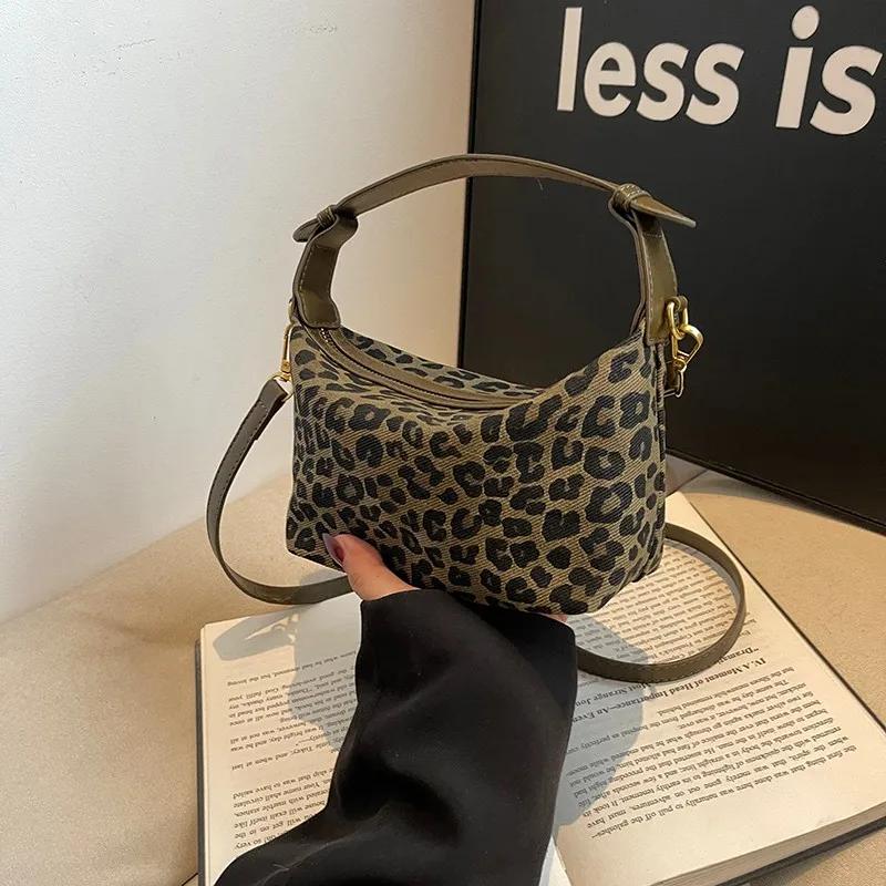 Exquisite Leopard Print Shoulder Compact Simple Faux Suede Versatile Hot Girl Style Bags for Women Fashion