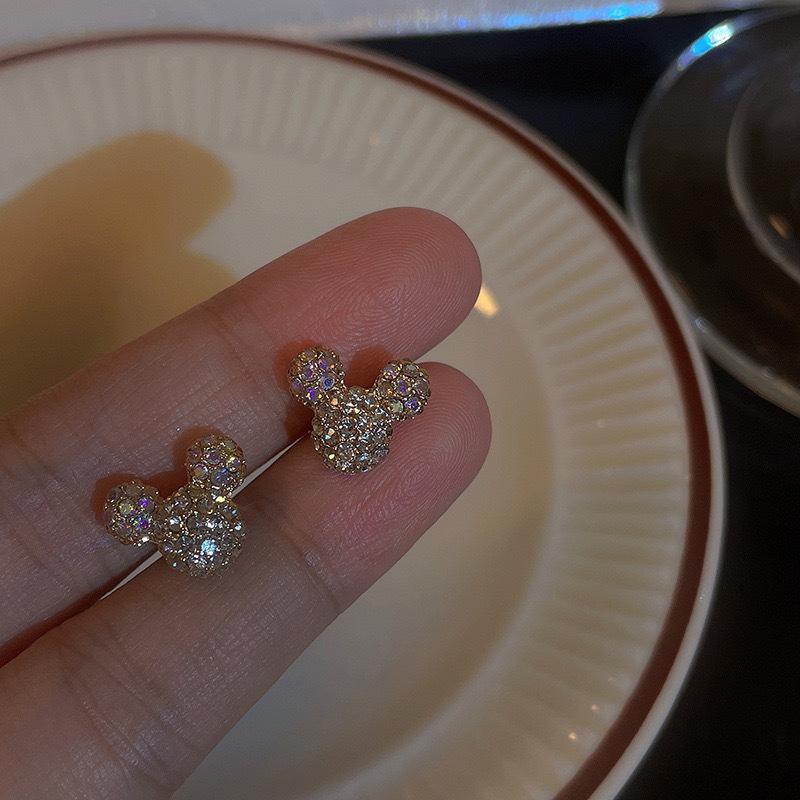 

Autumn S silver needle exquisite versatile Mickey Mouse earrings niche design sense super flash cute Mickey earrings stud earrings women