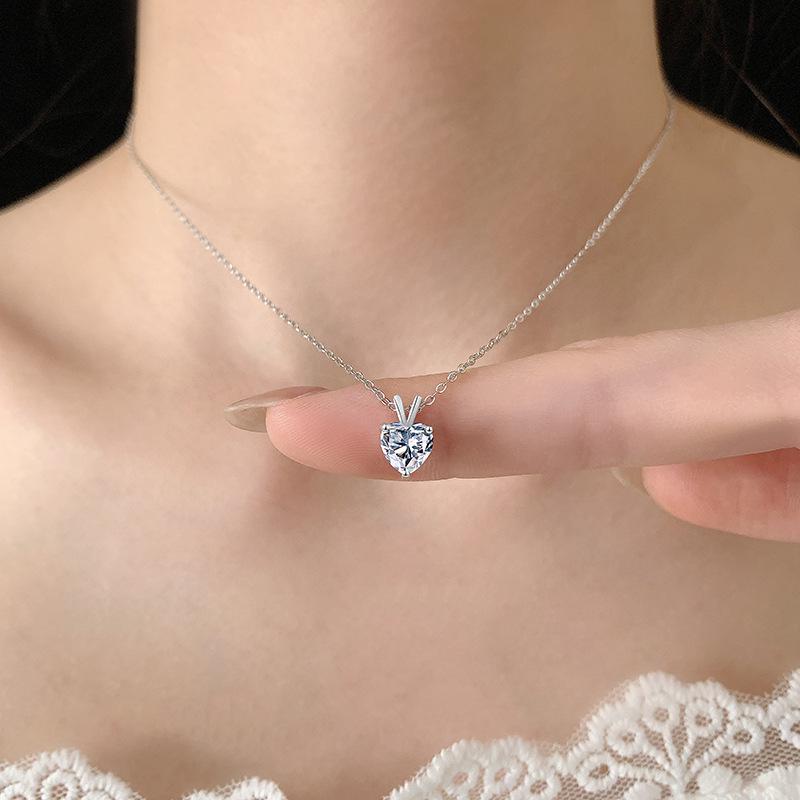 Qixi Gift: Moissanite Heart Necklace in 999 Pure Silver - Minimalist & Engravable Fashion