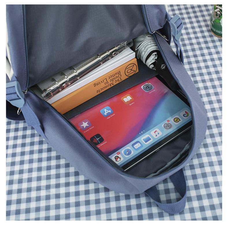 Modischer Mehrzweck-Rucksack, vierteilig, für Mittel- und Oberstufenschüler auf dem Campus, Schultasche, neuer Rucksack mit Bärenanhänger für Schüler