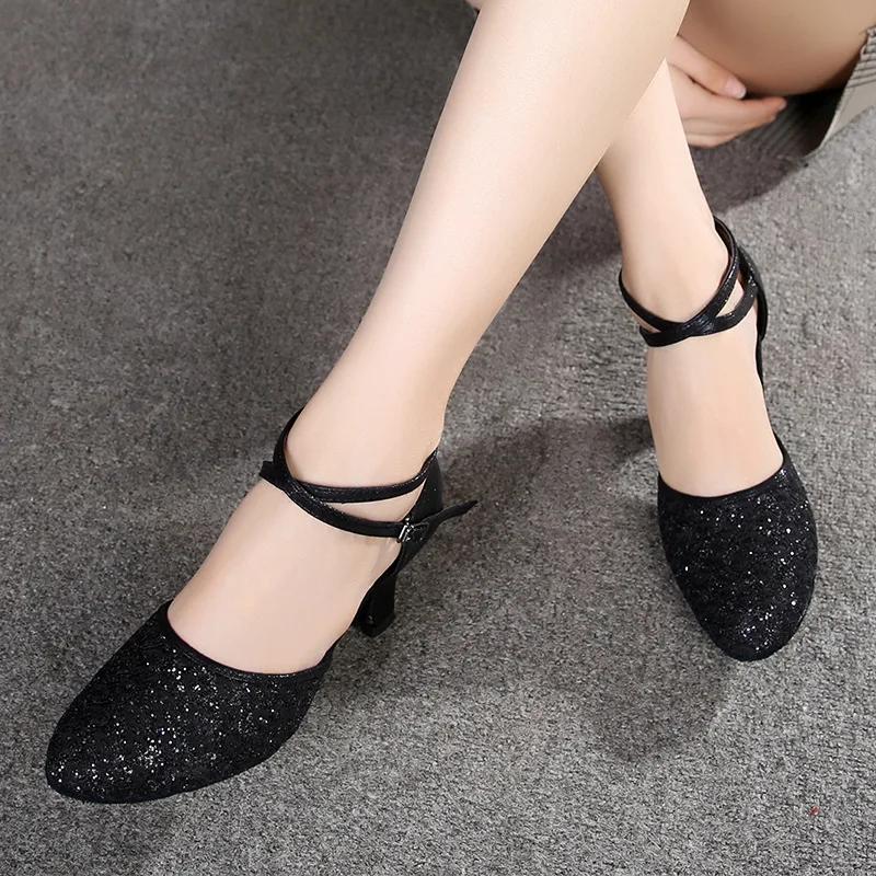 Módní moderní taneční boty pro ženy, boty na latinskoamerické tance se třpytivým síťovaným svrškem se sekviny, měkkou semišovou podrážkou a vysokými podpatky, černé boty