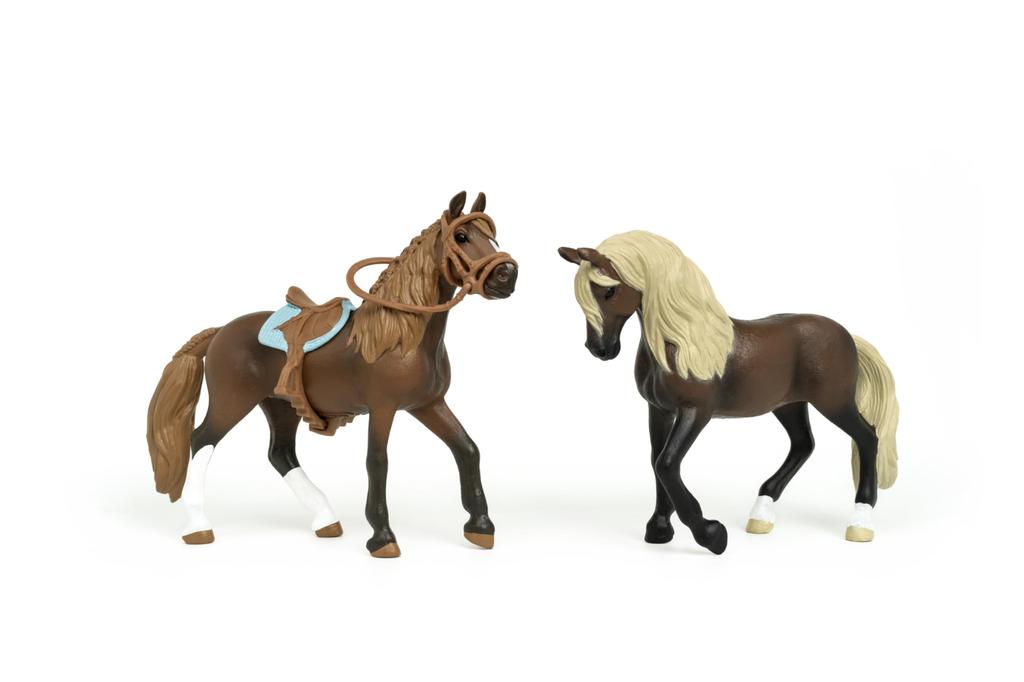 Schleich Horse Club Starter Riding Set, 2-Piece Figures for Role Play (42738)