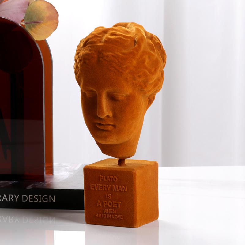 Creative Venus Statue Nordic Sculptural Decor - Light Luxury Ornament