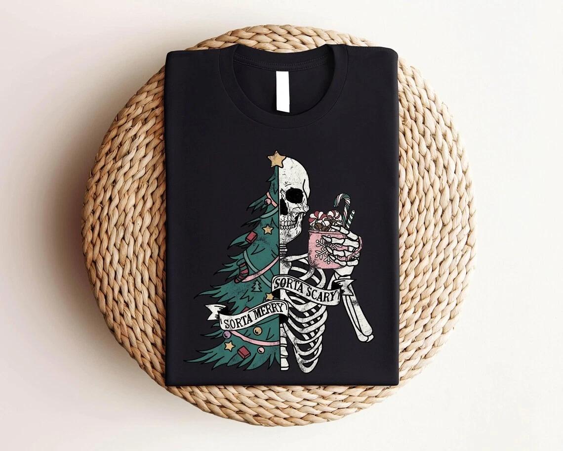 Sorta Merry Sorta Scary Shirt, Funny Christmas Gift T-Shirt, Cute Spooky Season XXXL