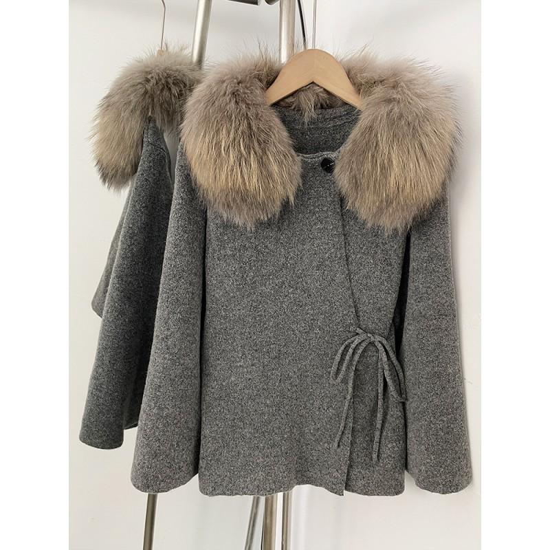 Damen Kurzstrickjacke mit Kunstfuchsfellkragen Lockerer Schnitt Lässiger Pullover 2026