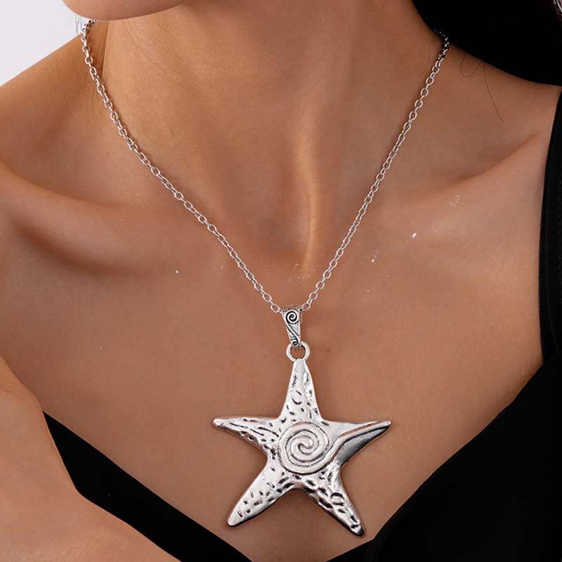 Y2K Red Heart Pendant Necklace for Men Women Punk Hiphop Irregular Colored Bead Chain Necklace Gothic Jewelry Accessories