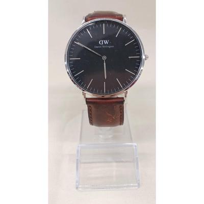 Used DANIEL WELLINGTON CLASSIC B40S4 Watch