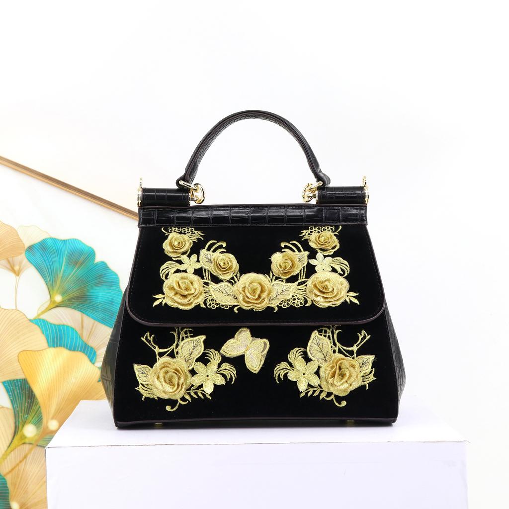 Women'S Bag Three-Dimensional Gold Silk Flower Handbag Light Luxury High Texture Women'S Bag Ladies Designer Bag