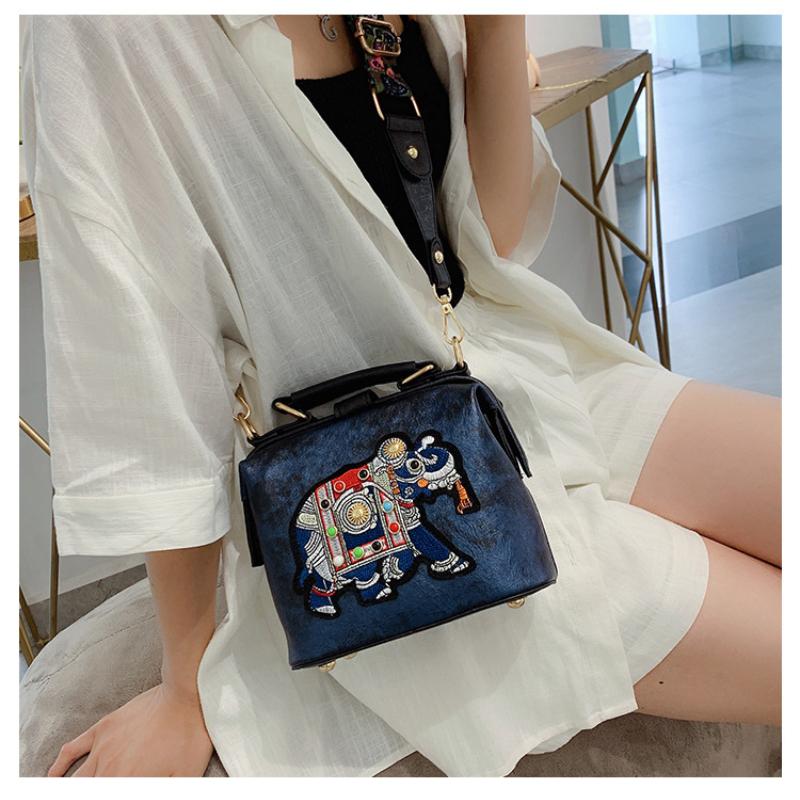 Vintage Embroidery Elephant Women's Handbags Soft PU Leather Thailand Exotic Portable Women's Messenger Bag Fashion Female Small Square Crossbody Bags