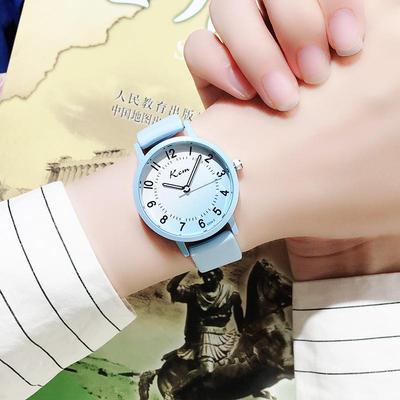 Silent Exam Quartz Watch: Luminous & Waterproof for Junior & High School Students, Men & Women, In Simple, Vibrant Colors.