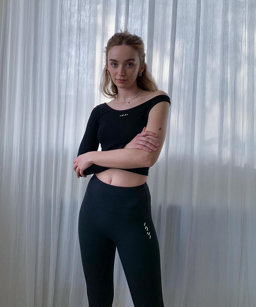 INJIACTIVE Layered Ribbed Top Black