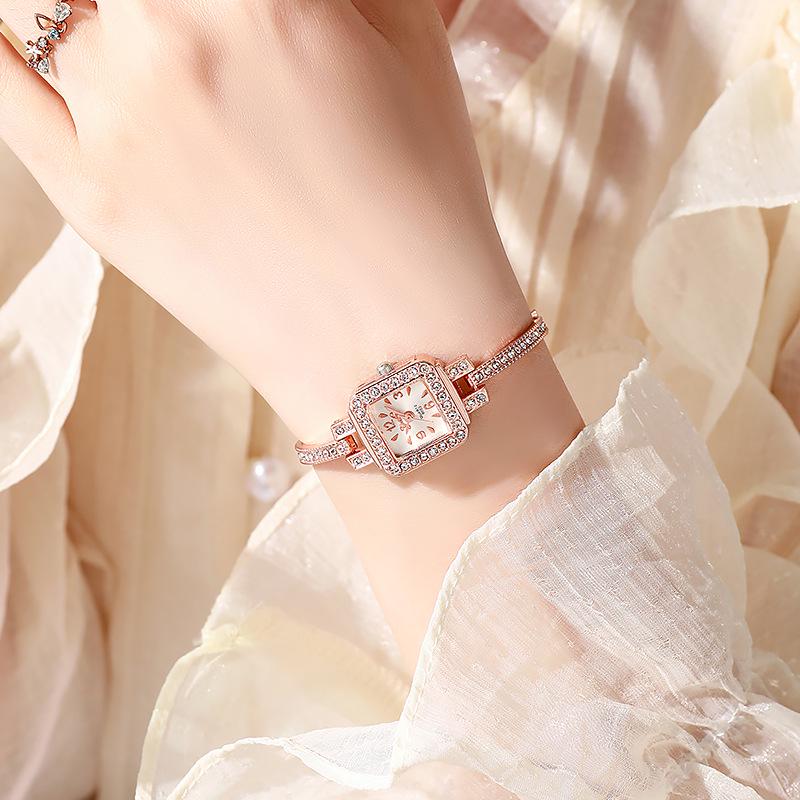 Elegant Women's Square Diamond-set Watch with Steel Band - Stylish Bracelet, Ideal for Parties and Students, High-end Niche Design