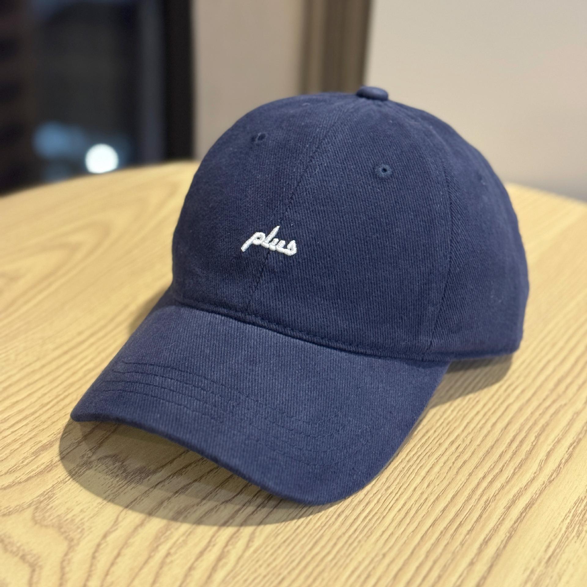 

New Internet Celebrity plus Letter Embroidered Soft Top Slimming Baseball Cap for Women, Autumn and Winter Warm Fleece-Lined Youthful Duckbill Cap Adult54-60Adjustable темно-синього кольору