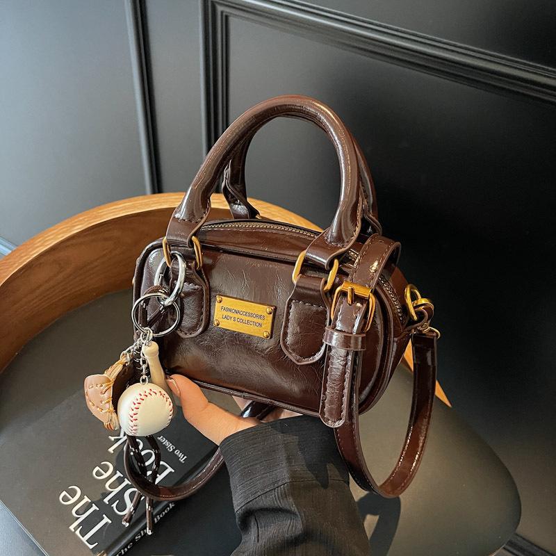 Premium retro small bag women's new autumn and winter versatile messenger bag portable small square bag