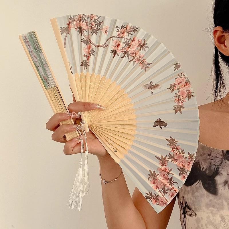 Chinese Retro Hand Fan Vintage Folding Fans Japanese Bamboo Fans Decorative Dancing Fan Photo Props Art Crafts Gifts Home Decor