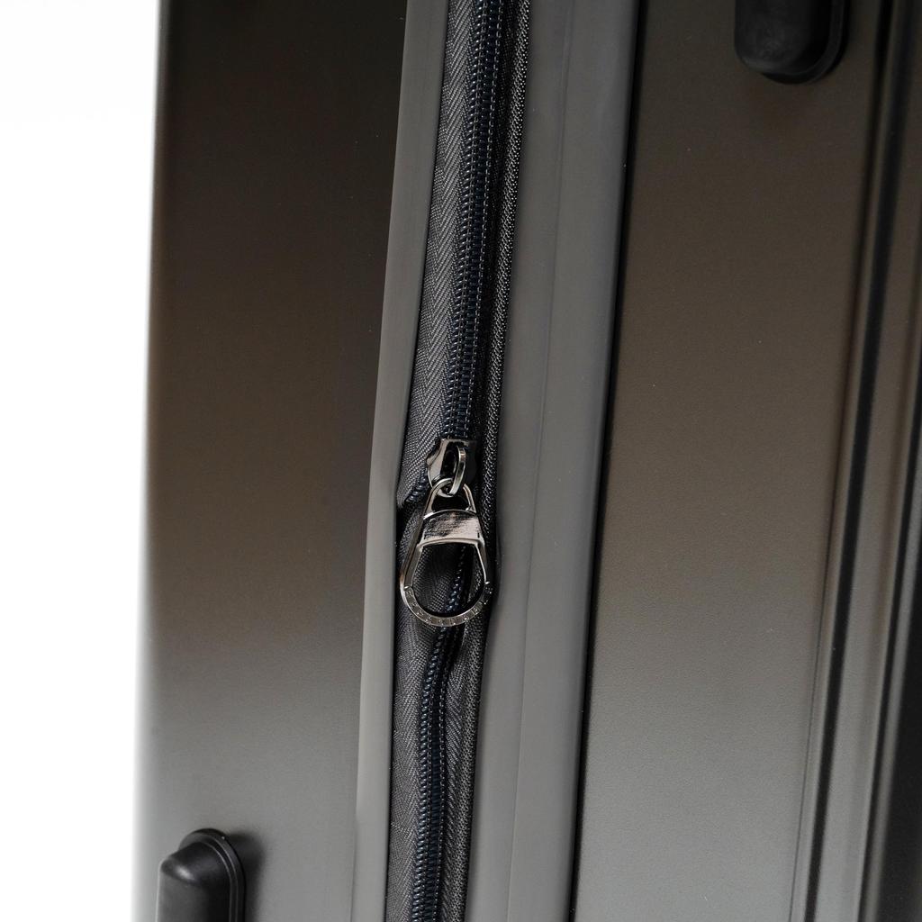 Small Double Green [Logospark] Carry-on Suitcase, Size, 36L, Quiet, Casters, 2.8kg,