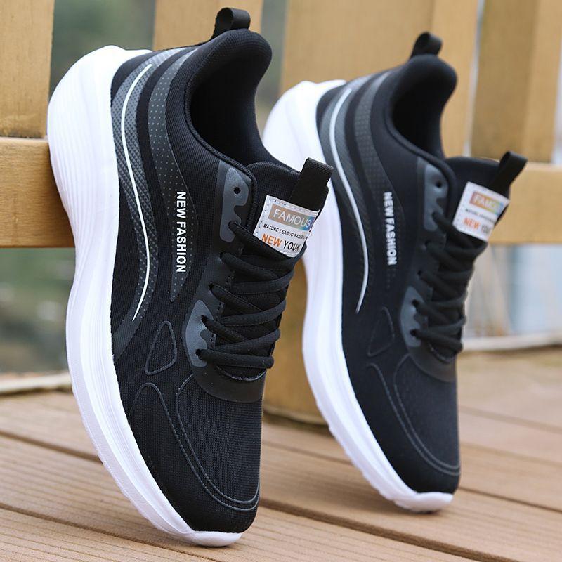 2026 spring new men's shoes ultra-light running shoes deodorant mesh shoes male students breathable men's sports and leisure shoes