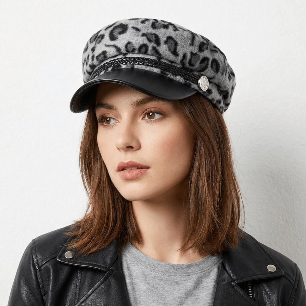 Korean Style Leopard Print Beret Plush Painter Cap Sweet Women Artist Hat Daily