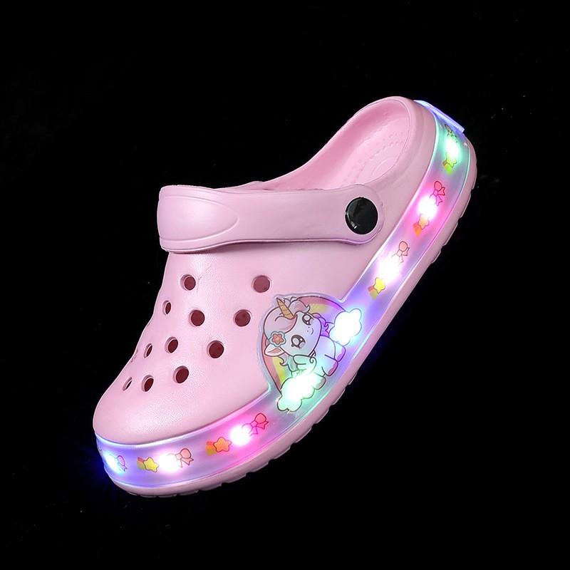 Kids LED Light-Up Sandals Girls Boys Waterproof Beach Pool Shoes Breathable Anti-Slip Cartoon Design