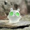 Figura de Resina Luminiscente para Micro-Paisajismo Adorno Decorativo Dibujos Animados- Adorable Viral Brillante Artesanía de Escritorio