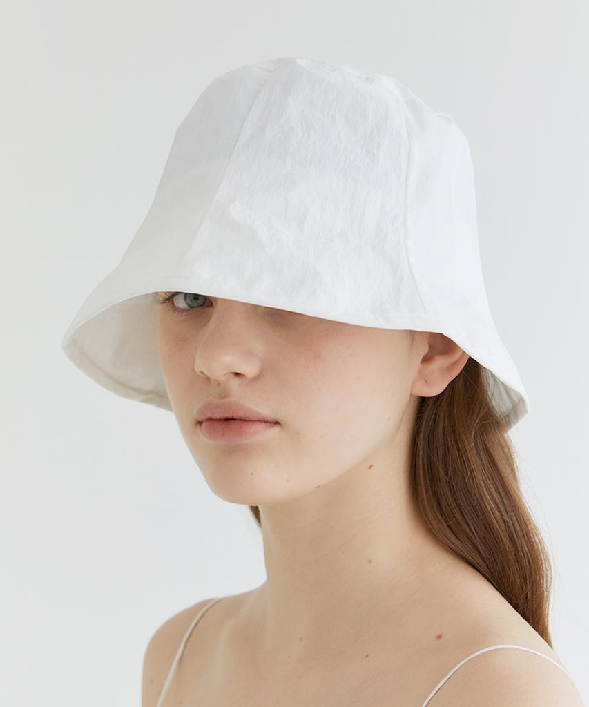Hallen Nylon Rustle Bucket Hat (C004_White)