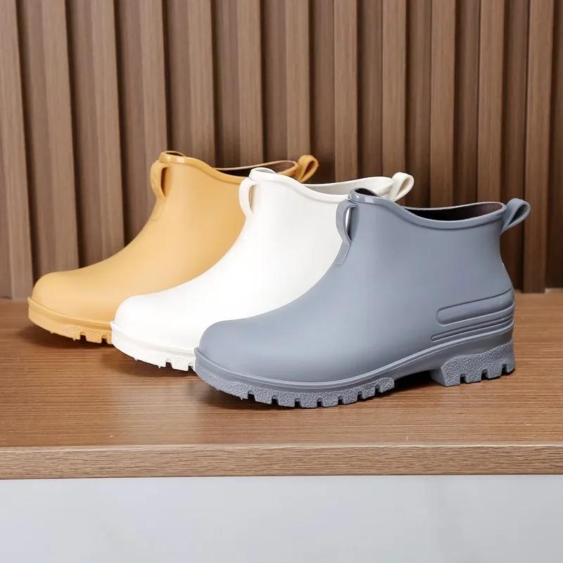 Fashion 2025 Fashionable Unisex Outdoor Waterproof Rain Boots Men's Lightweight Polyurethane Shoe Covers Round Toe Ankle Height Hombres