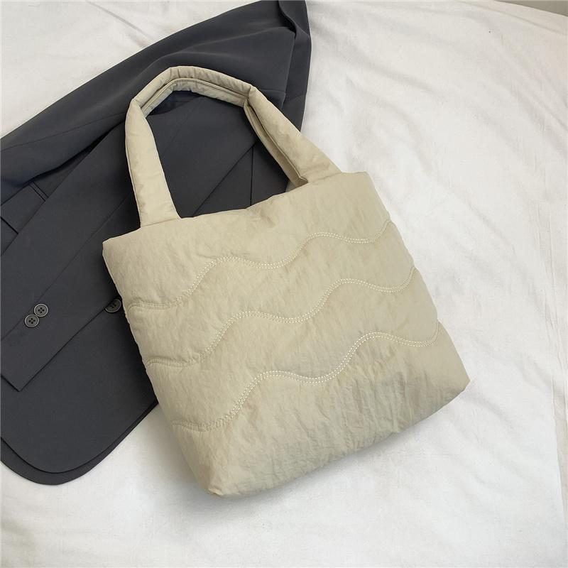 Minimalist Nylon Tote Bag for Women – Lightweight & Water-Resistant Design with Wave Stitching, Perfect for Daily Use