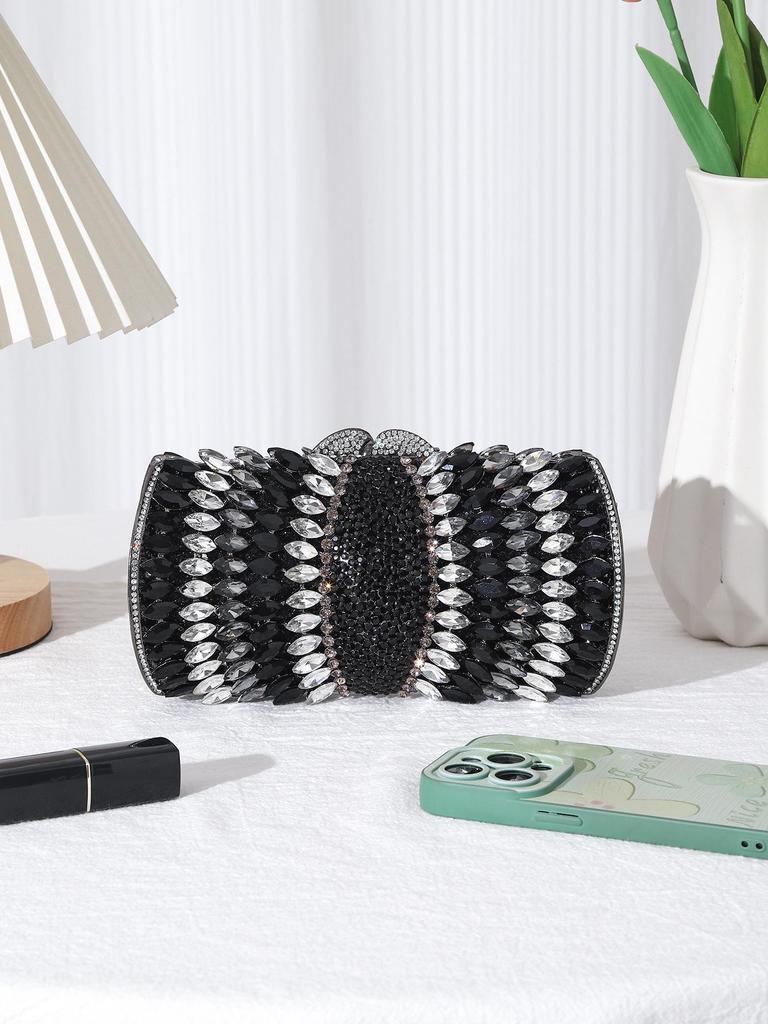 European-American Rhinestone Clutch: Creative Hollowed-Out Women's Evening Handbag for Banquets
