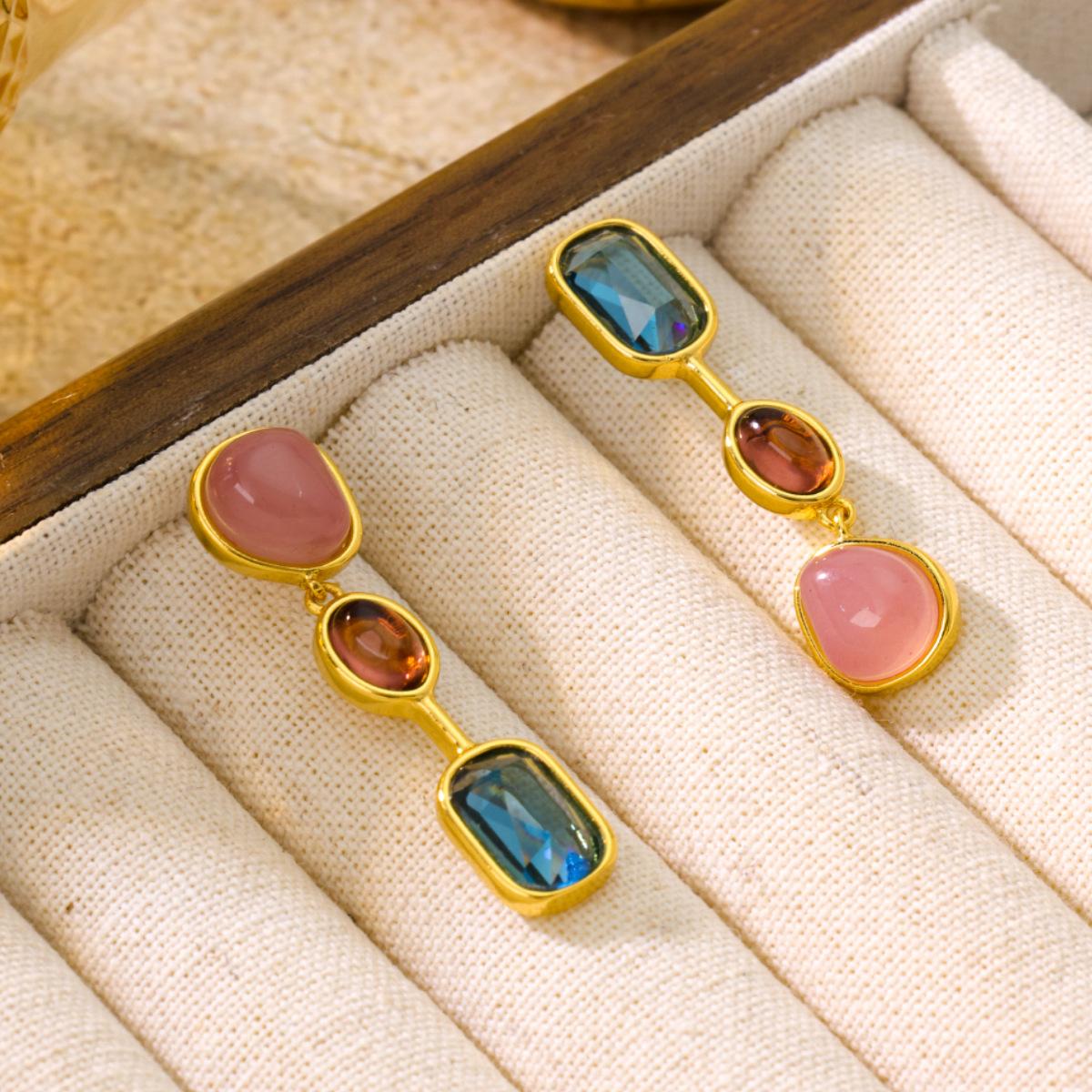 

Ins Temperament Tassel 925 Silver Needle Niche Three Color Cat Eye Stone Retro Earrings Mosquito Coil Ear Clip Without Hole
