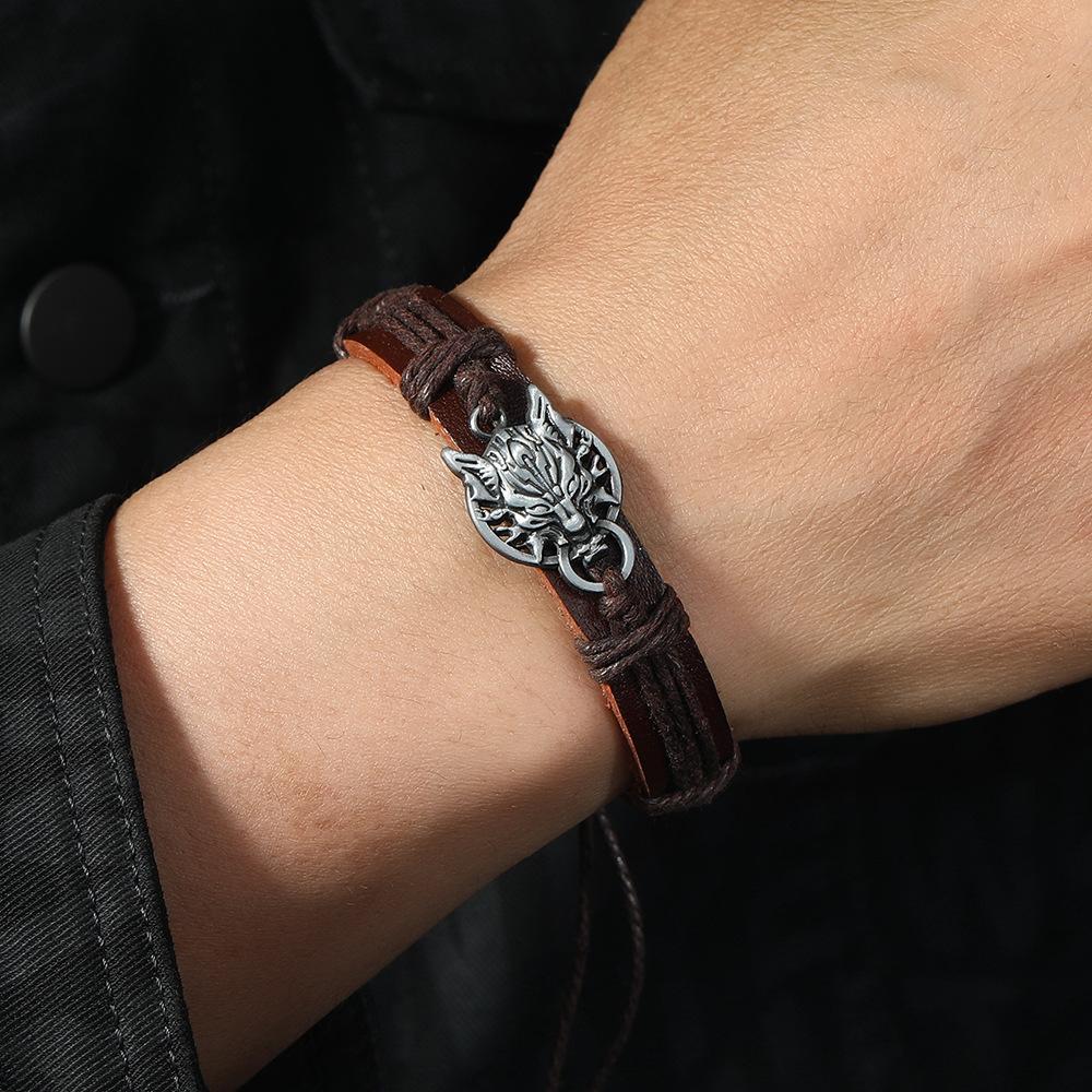 Retro Wolf Head Charm Bracelet for Men Handwoven Leather Adjustable Punk Style Bracelet Simple Jewelry Gift
