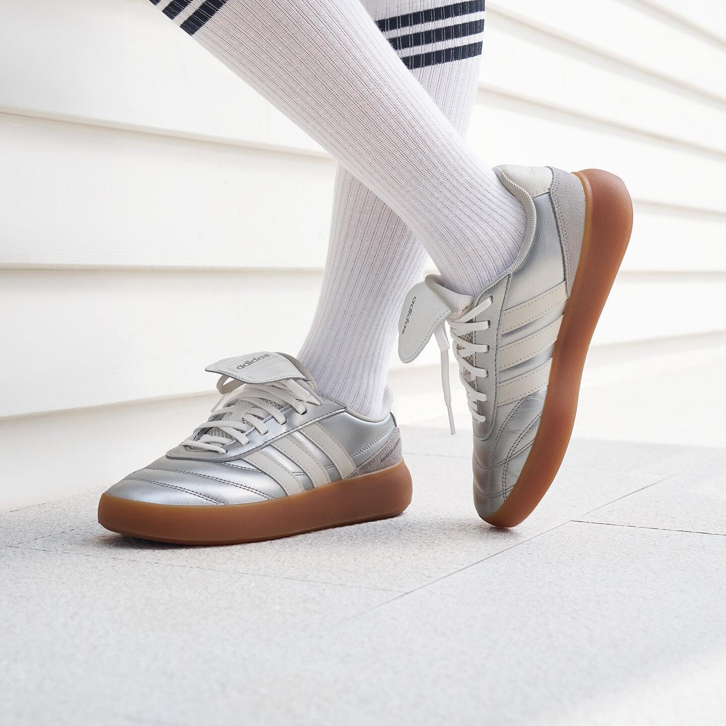 Adidas BARREDA Skateboard Shoes Women s Silver 39