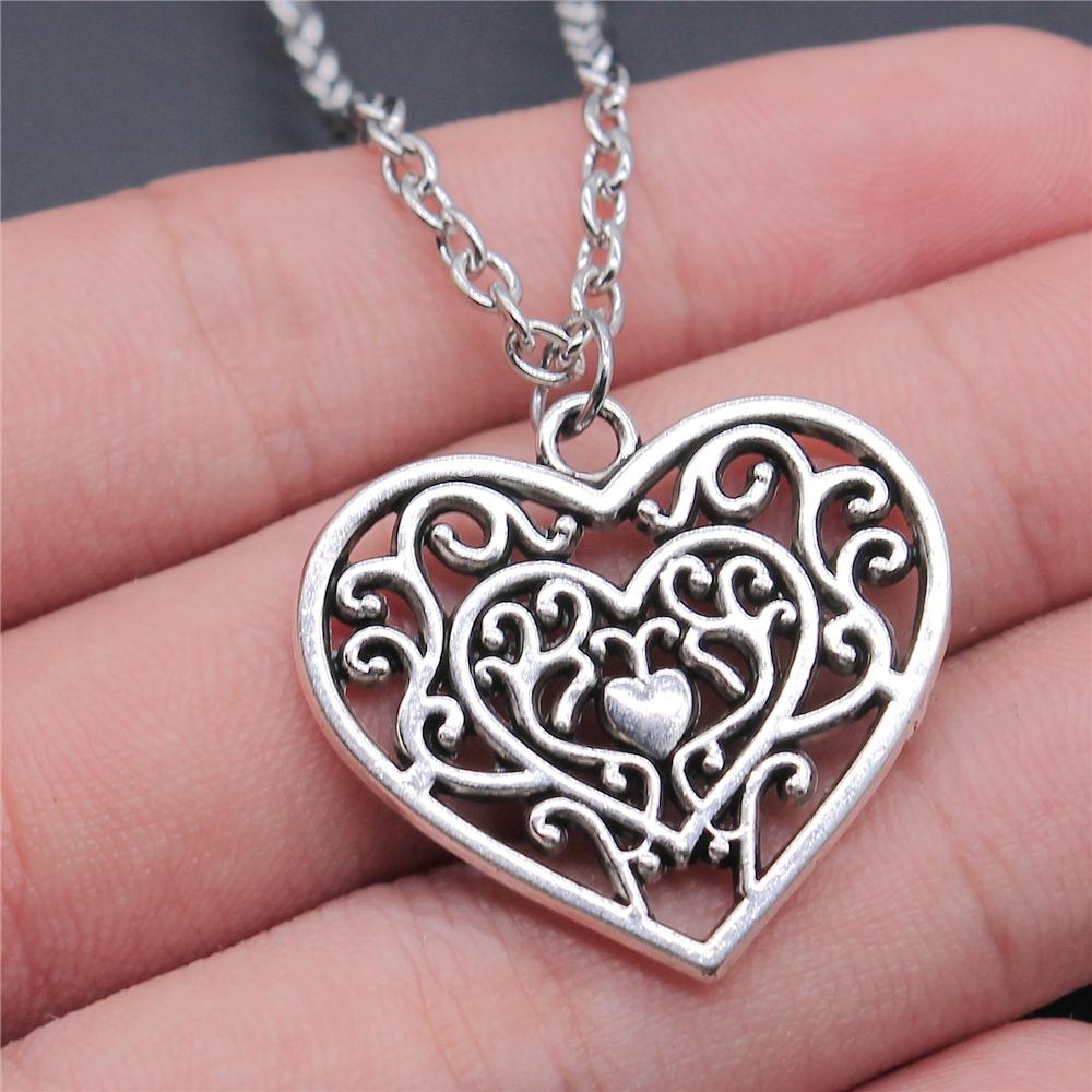 3D Hollow Heart Pendant Necklace Vintage Antique Silver Color Carved Heart Pendant Necklace For Women Long Metal Chain Necklace