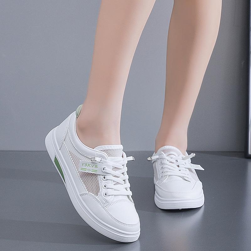 2025 new summer mesh breathable casual shoes Korean version of student non-slip white shoes fashionable soft-soled women's board shoes