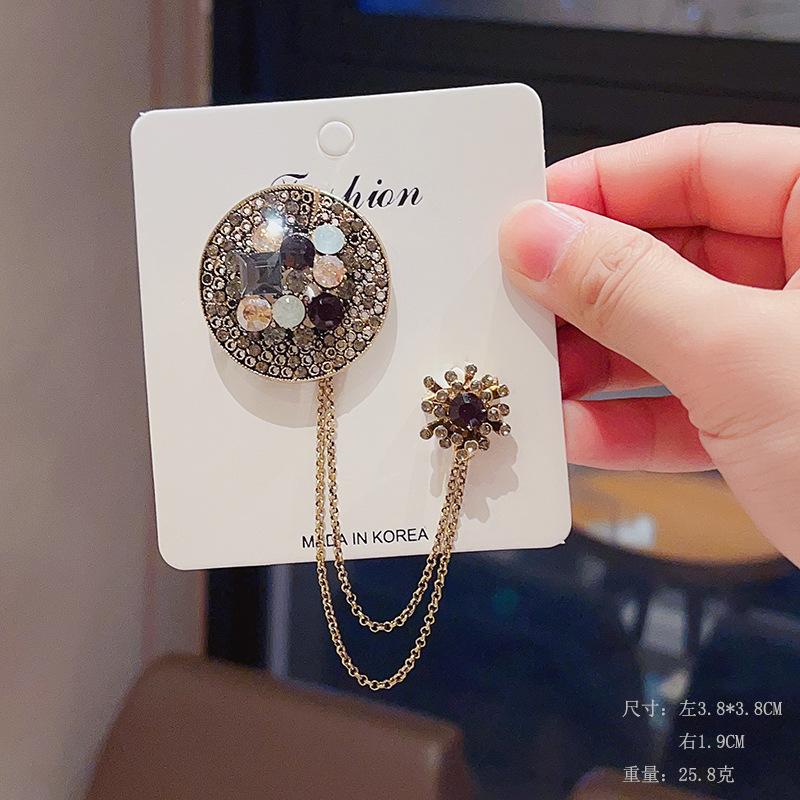 

Винтажные броши-значки с цепочками из 5 цифр в виде пчелы с кристаллами для женщин, классическая брошь-корсет в корейском стиле со стразами, женские булавки