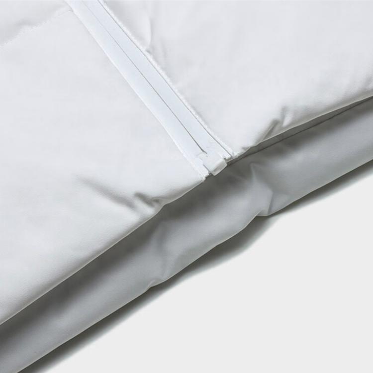 FILA Original Comfortable Soft Fashion Warm Casual Down Jacket Unisex Outerwear White F51M449901AWT