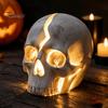 Gothic Resin Ornament Cracked Skull Garden Solar Light, LED Statue Spooky Industrial Table Decor Ornament, Halloween Decoration for Haunted House Bar