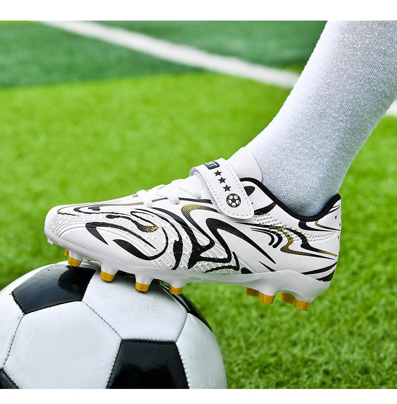 

Детские футбольные бутсы для мальчиков, учеников начальной школы, дышащие, профессиональные, на липучках, для девочек, специальные, длинные, сломанные ногти, тренировочные бутсы TF для соревнований 38