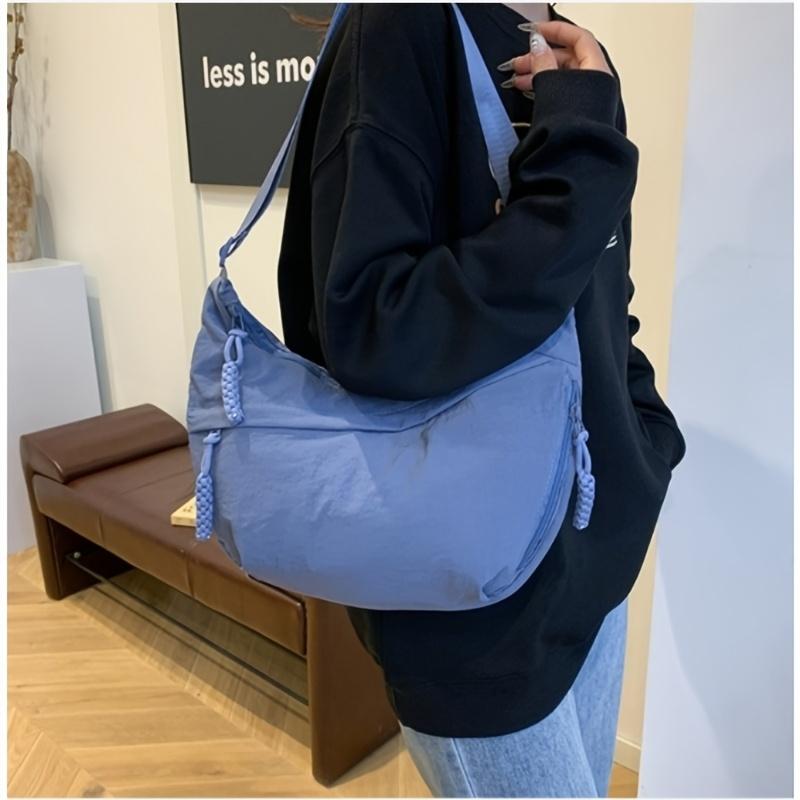 1pc Chic Solid Color Nylon Shoulder Bag for Women - Casual & Versatile Dumpling Style, Large Capacity, Zip Closure