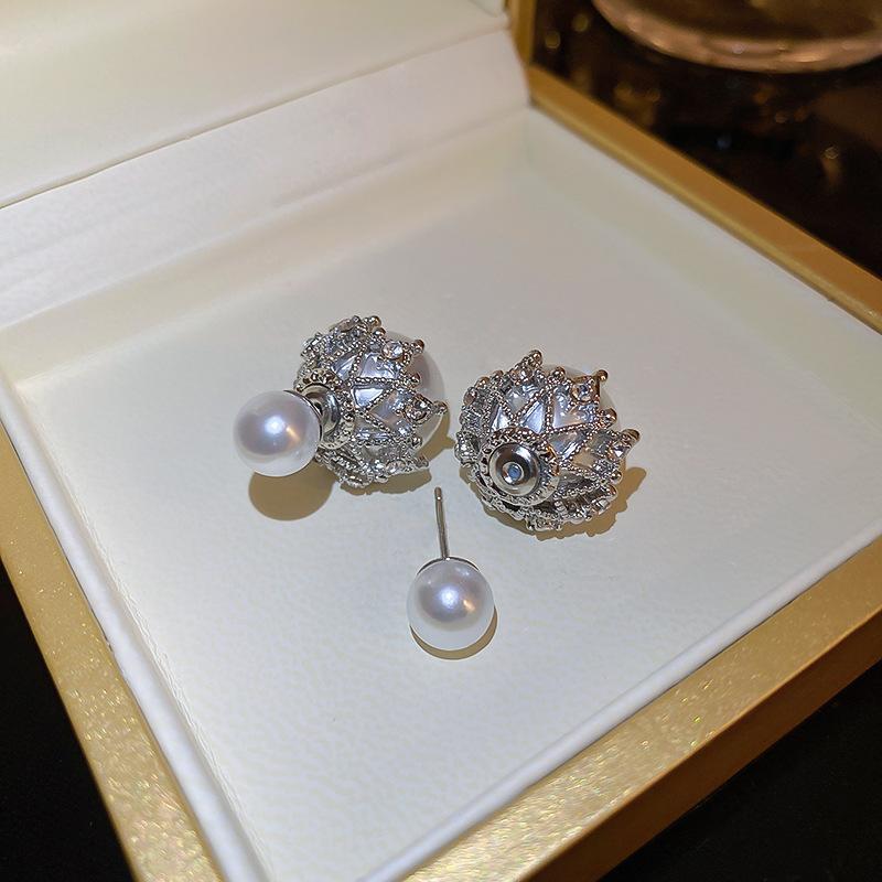 French Elegant Pearl Geometric Earrings Fashion Personality Design Sense Earrings Niche Light Luxury Temperament Earrings Women
