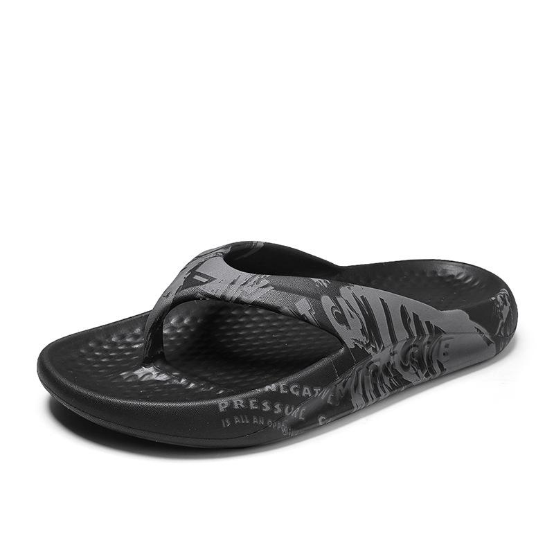 Slippers Men's Summer Flip-flops Wear Non-slip and Deodorant Men's Outdoor Wear Beach Sandals Men's Trendy Models