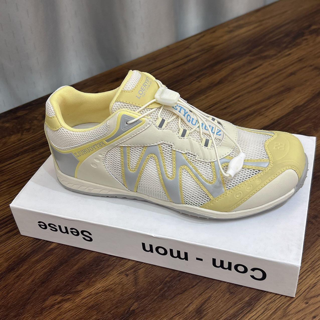 

thick-soled matte leather four-bar German training shoes women s shoes spring new pair of shoelaces breathable casual sports board shoes women 40 жёлтый