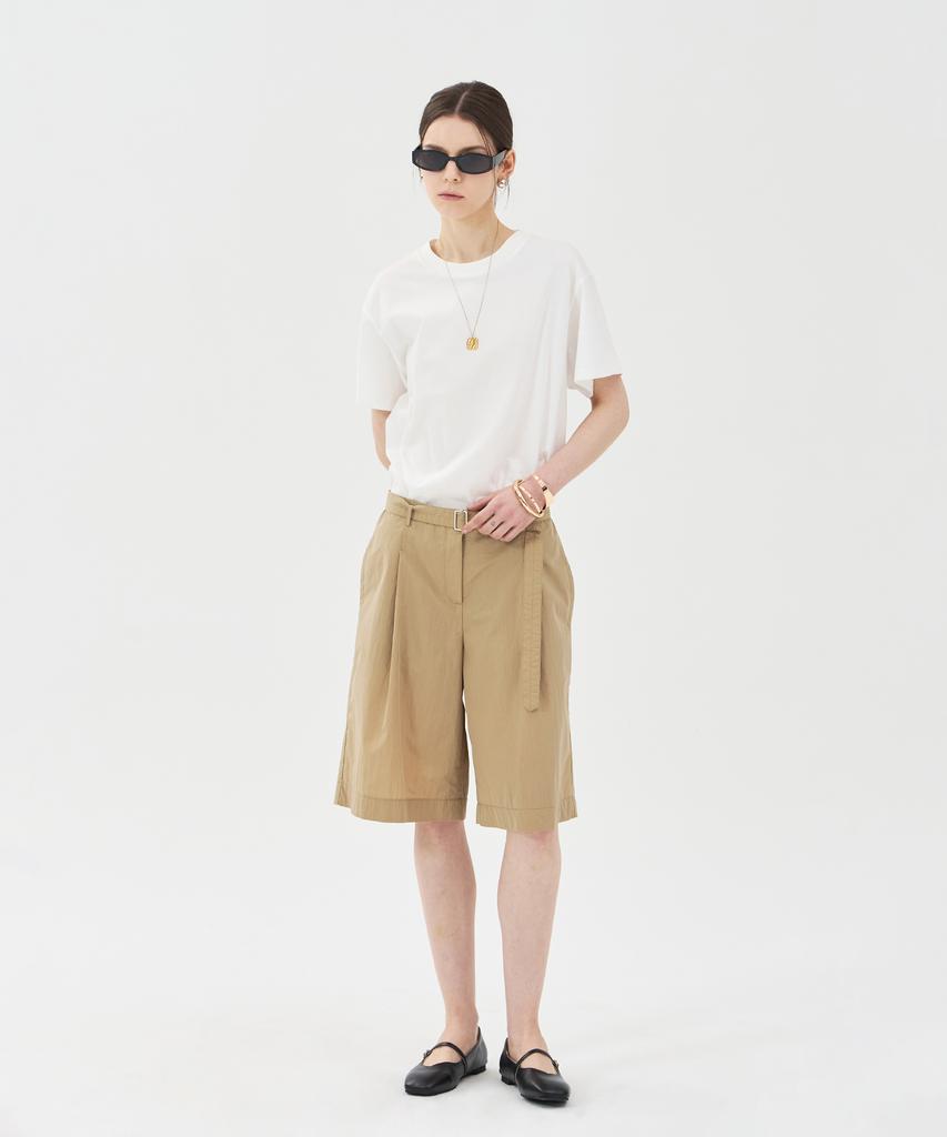 Pin Black Belted Single-Pleat Bermuda Pants Khaki