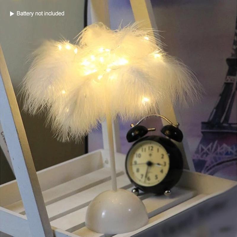 Creative Feather Table Lamp Warm White Light Tree Feather Lampshade Girl LED Wedding Decorative Lights Birthday Gift Home Decor