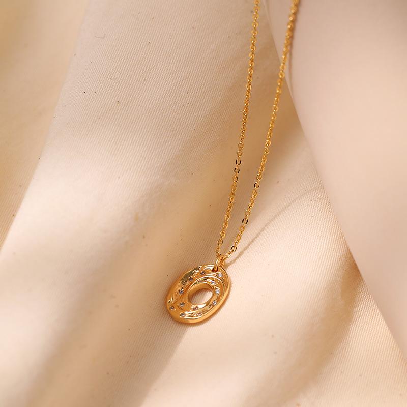 K Gold Plated Brass Oval Micro Inlaid Zircon Luxury Simple Clavicle Necklace
