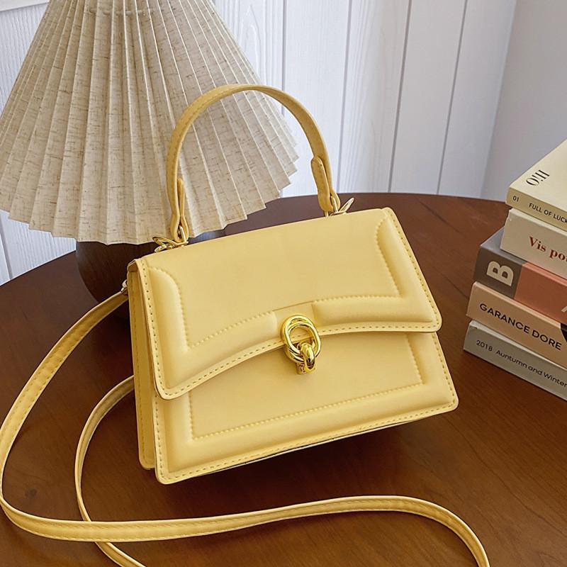 

Stylish Minimalist Pu Street Style Small Square Bag With Car Stitching Detail жовтий