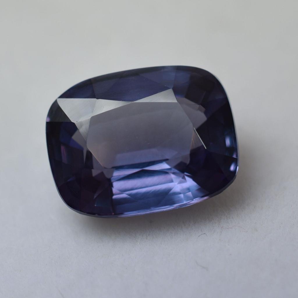 Color-Change Natural Alexandrite Cushion Cut 10.00 Ct Loose Gemstone.